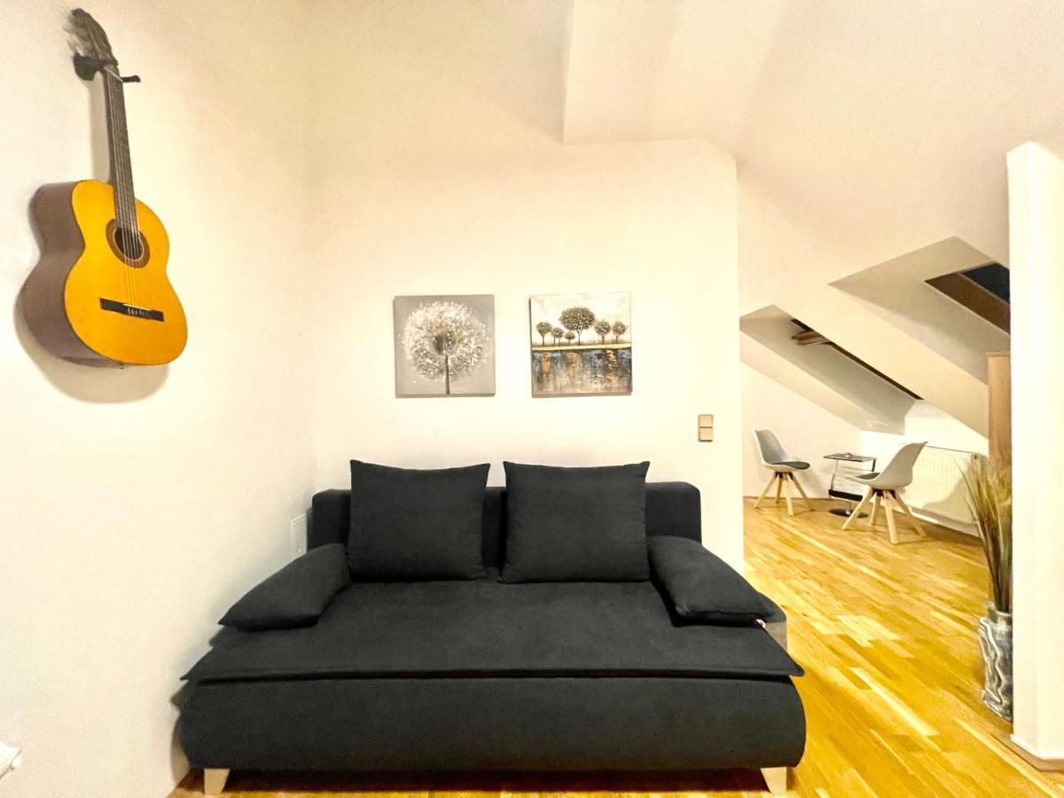 Ruhiges Dachgeschoß Cityapartment Im Zentrum Wiens * Wien